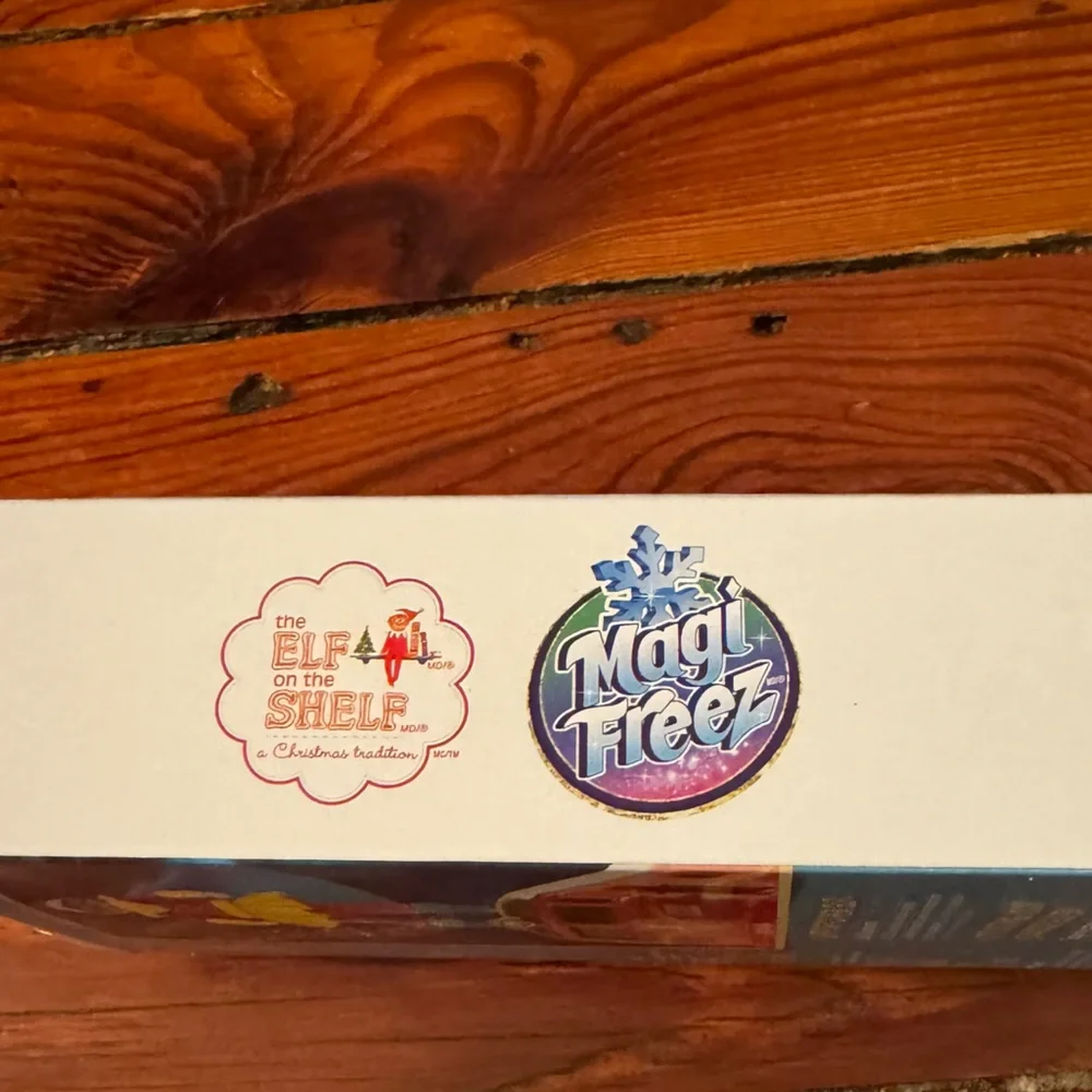 The Elf on the Shelf MagiFreez Polar Power Hero Accessory Box NWT